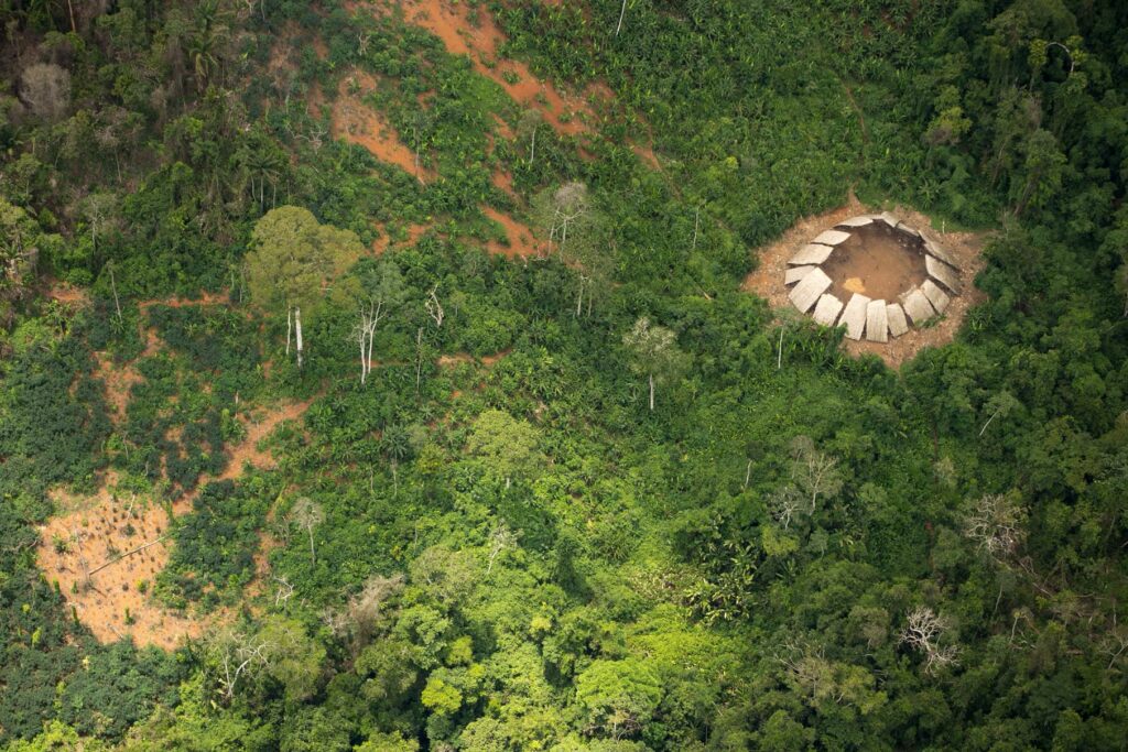 Village autochtone non contacté en territoire Yanomami