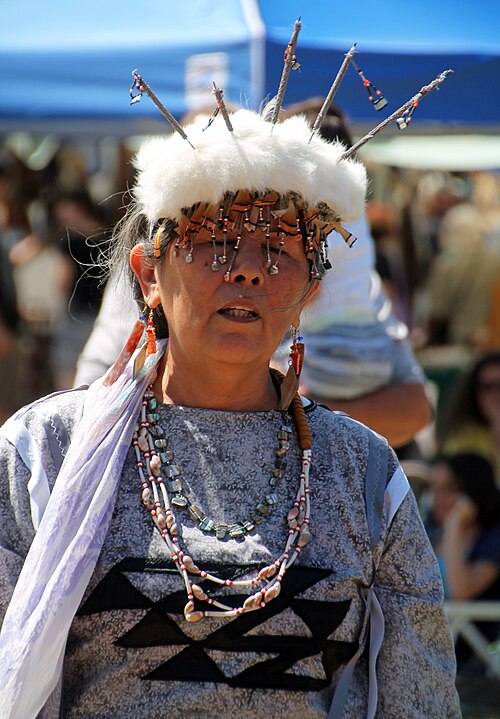 La Californie restitue un littoral sacré aux tribus Pomo : une première historique pour les peuples autochtones 7 500px Suscol Intertribal Council 2015 Pow wow Stierch 31 NATIVES