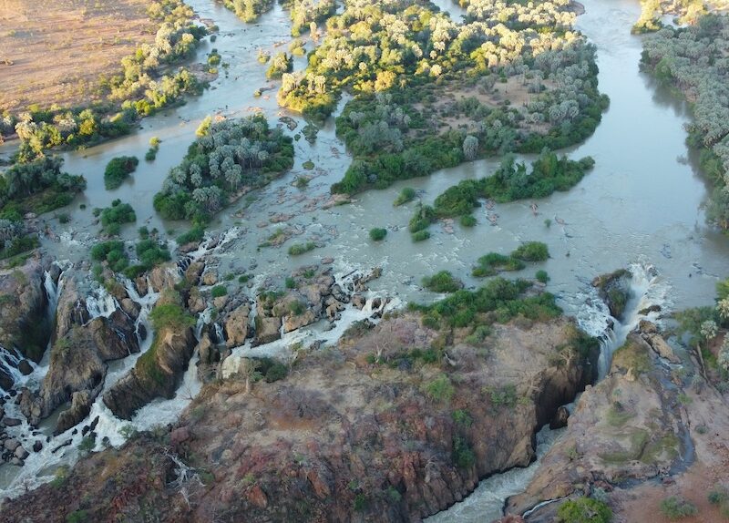 himbas, barrage